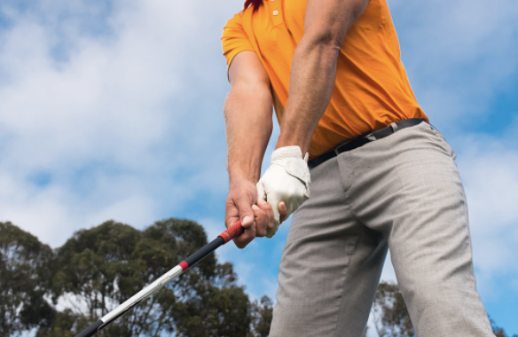 What Is a Strong Golf Grip? Pros & Cons, How to Do It